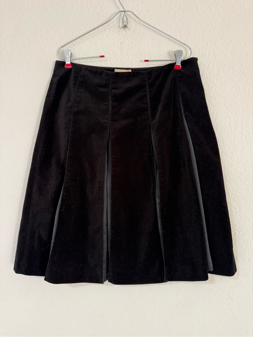 Burberry London Y2K Black Velvet Pleated A-Line Skirt